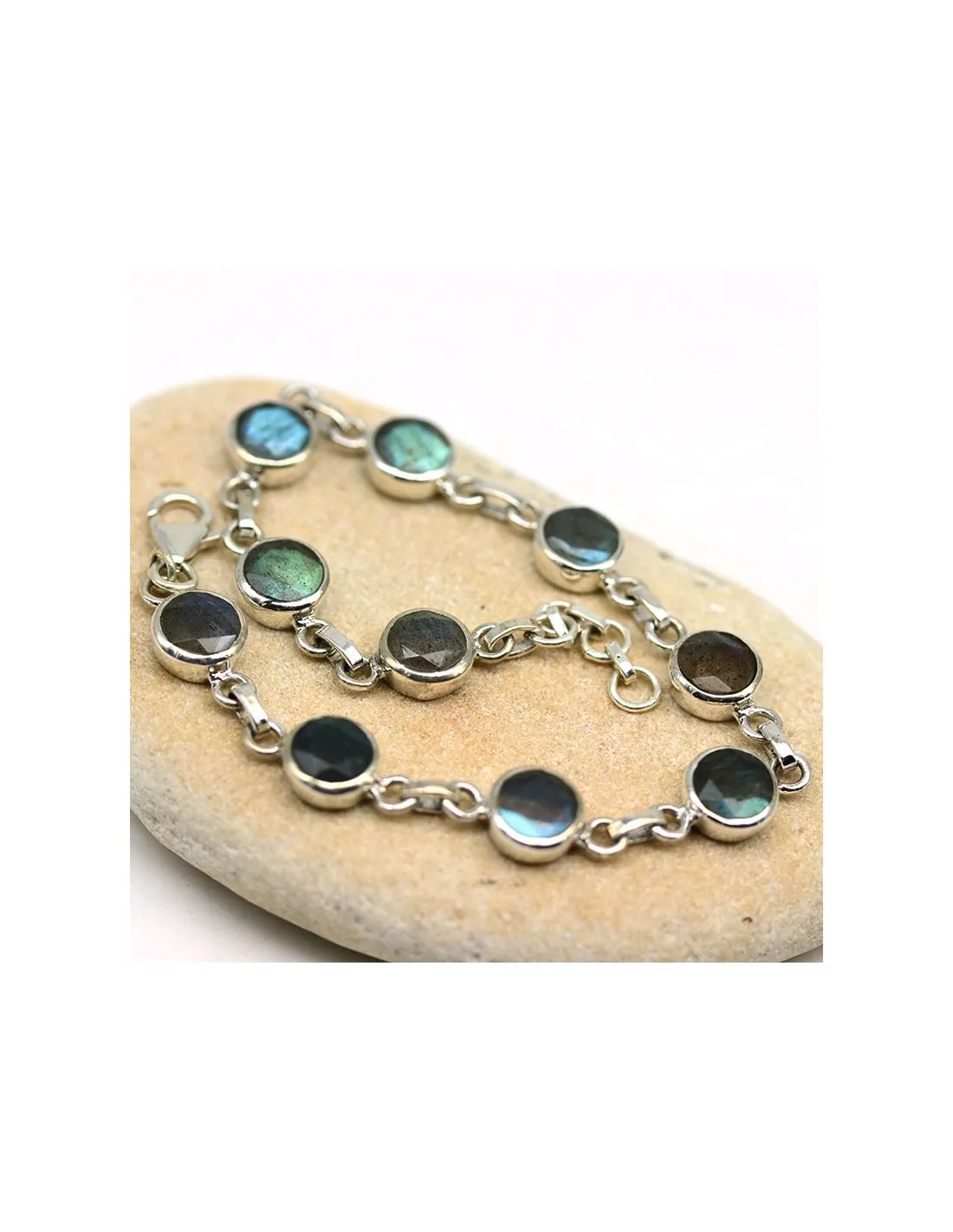 Silver bracelet with round labradorite stones