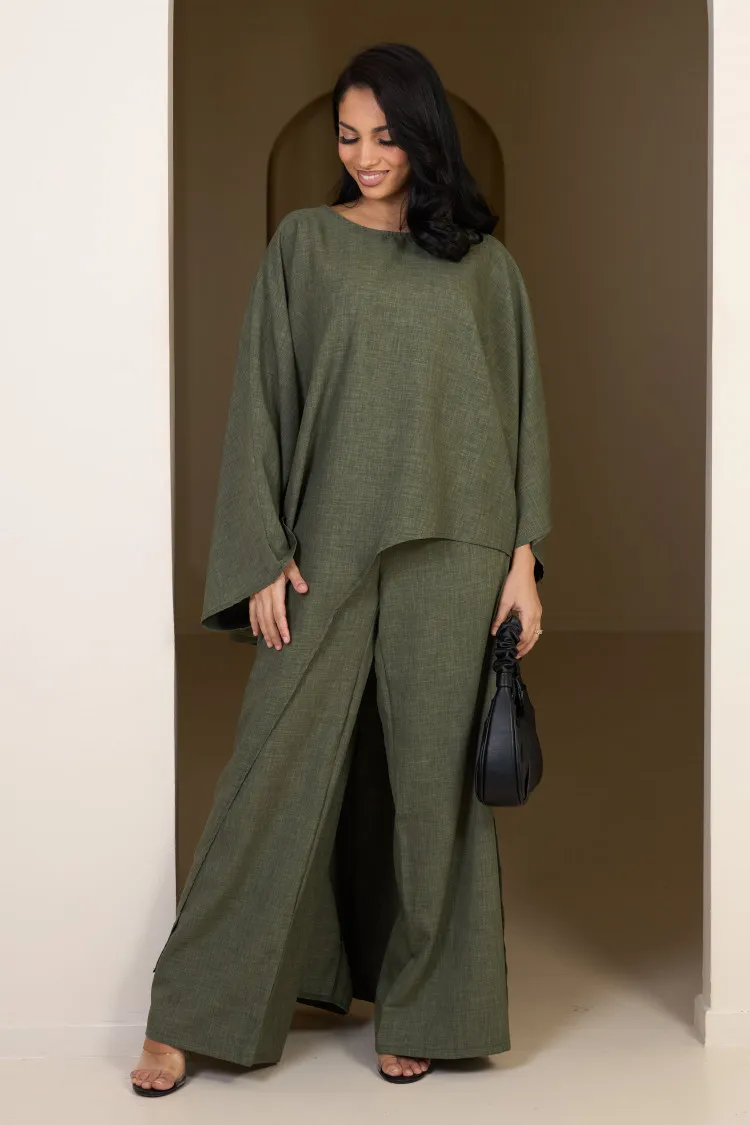 Set of 2-piece asymmetrical blouse + khaki pants