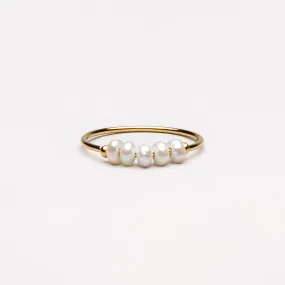 Evelyn - Bague légante avec Perles Discrètes