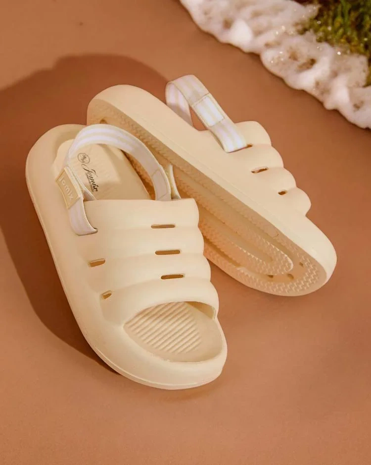 Rubber Sportin Tong Sandals for Women by Royalfashion.